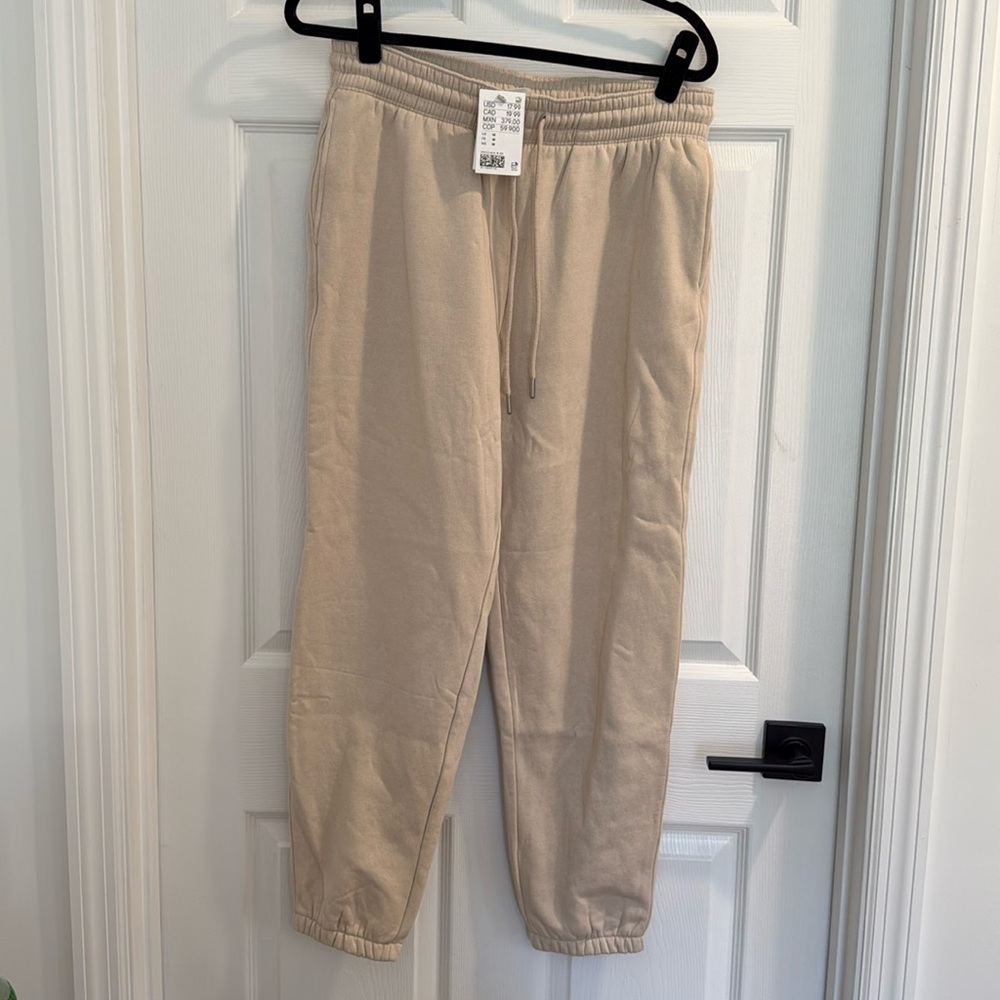 H&M Beige Fleece Lined Sweatpants NWT